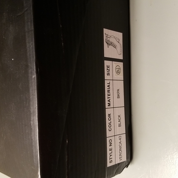 Patent Leather Tie Up Boots - Picture 5 of 6